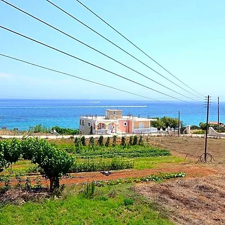 Petra Hotel 3*